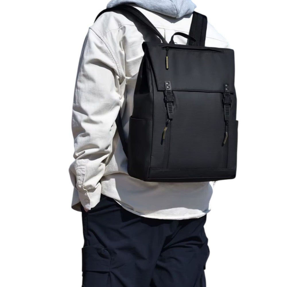 Mochila Urbana Impermeable Negra